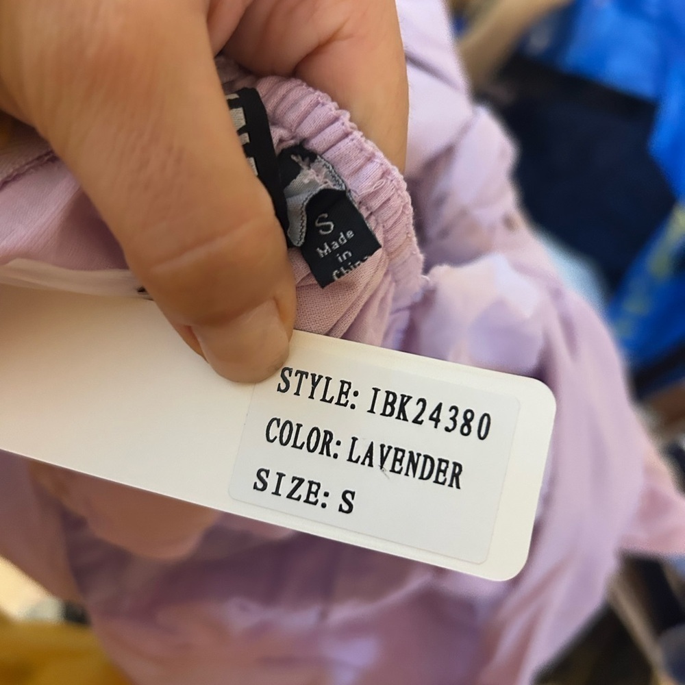 NWT Ina Lavender Ruffle Tie Back Top - Picture 6 of 8